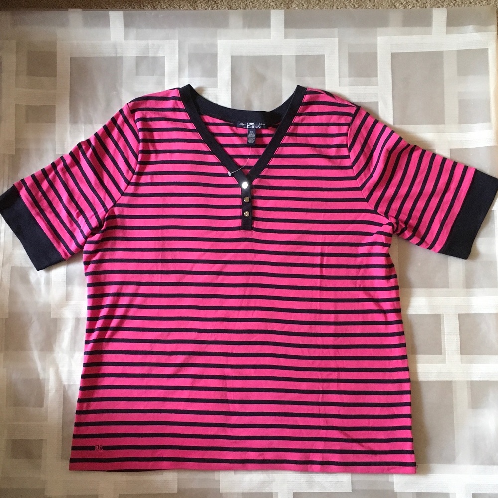 Ralph Lauren women’s T-shirt size 2X.